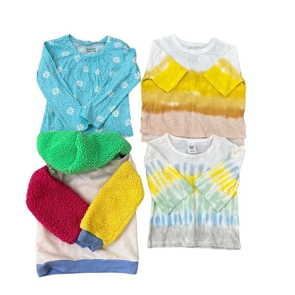 Set of 4 girls toddler tops, 3 never been worn size 2 Nordstrom brands